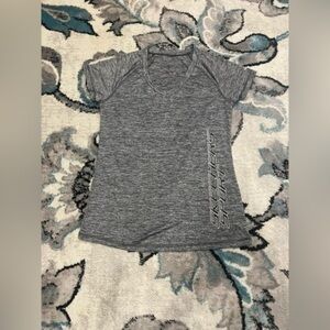 Sketchers sport - women’s size small T-shirt